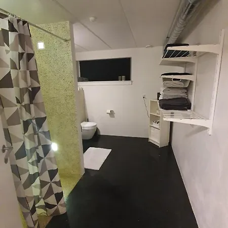 Hyggelig Lejlighed Hos Broholm Apartment